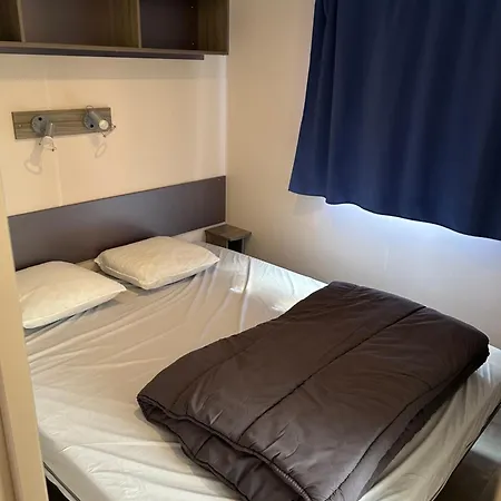 Mobil-home 6 Pers Proche Puy Dufou *