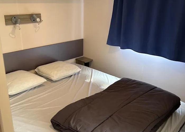 Mobil-home 6 Pers Proche Puy Dufou *